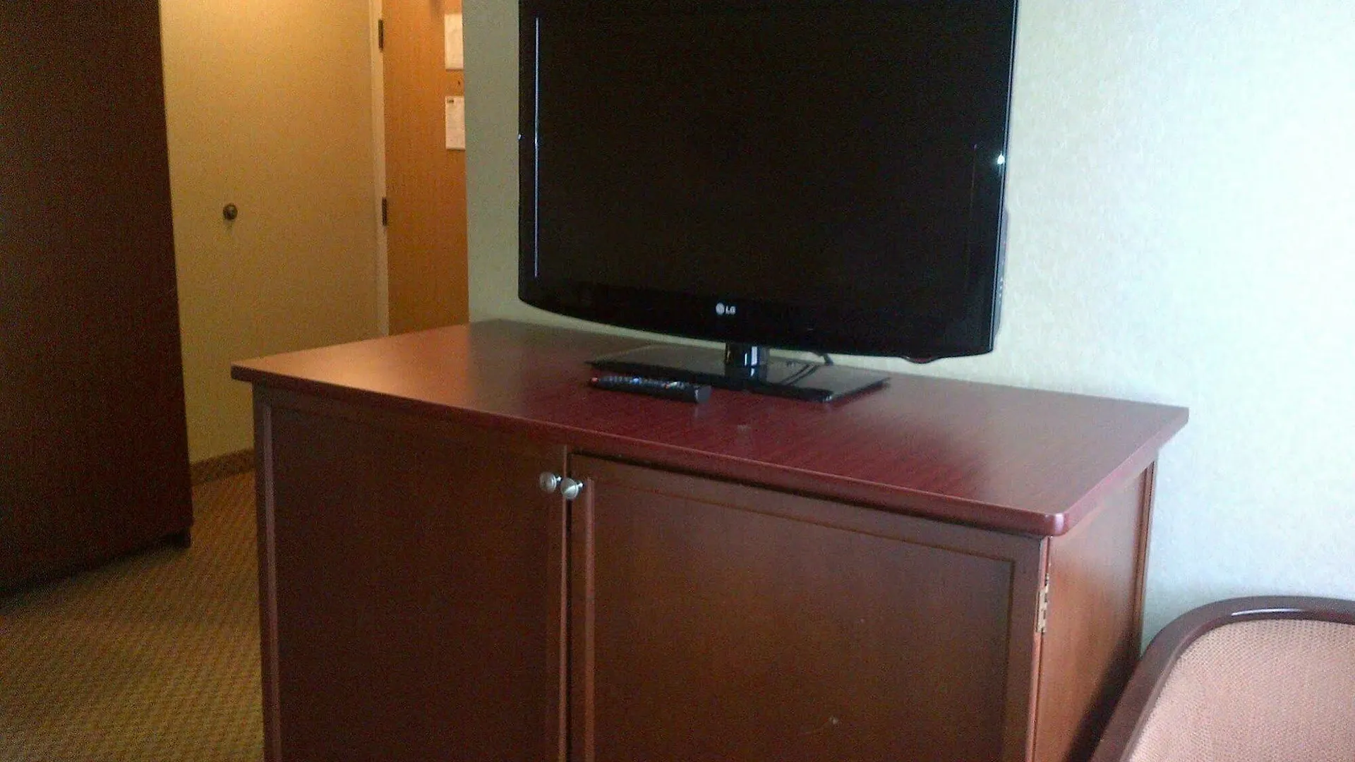 Отель Holiday Inn Express Toronto Downtown By Ihg